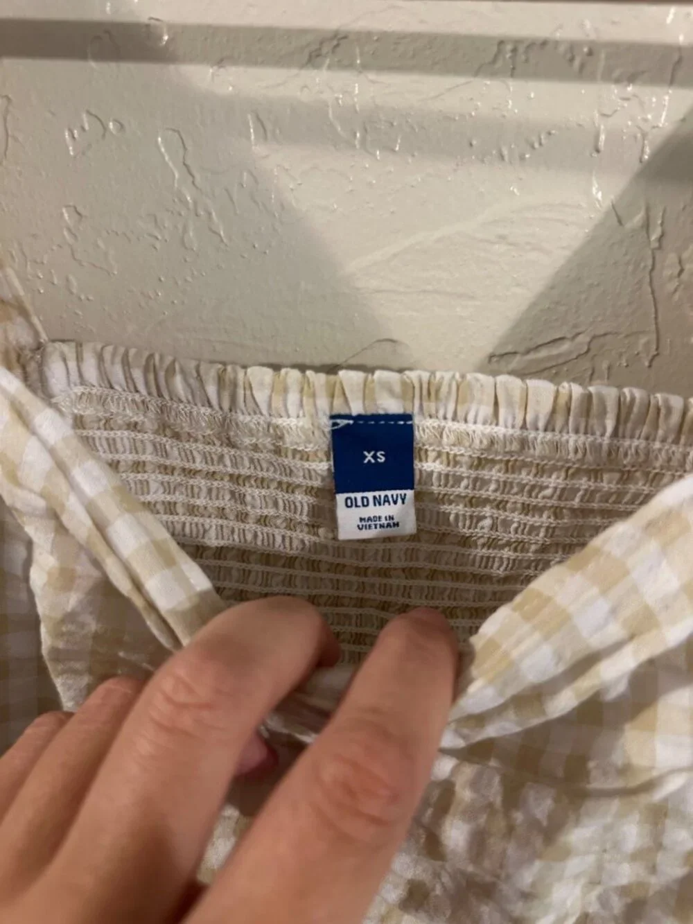 Old Navy Gingham Taupe Babydoll Puff Sleeve Seersucker Cropped Blouse